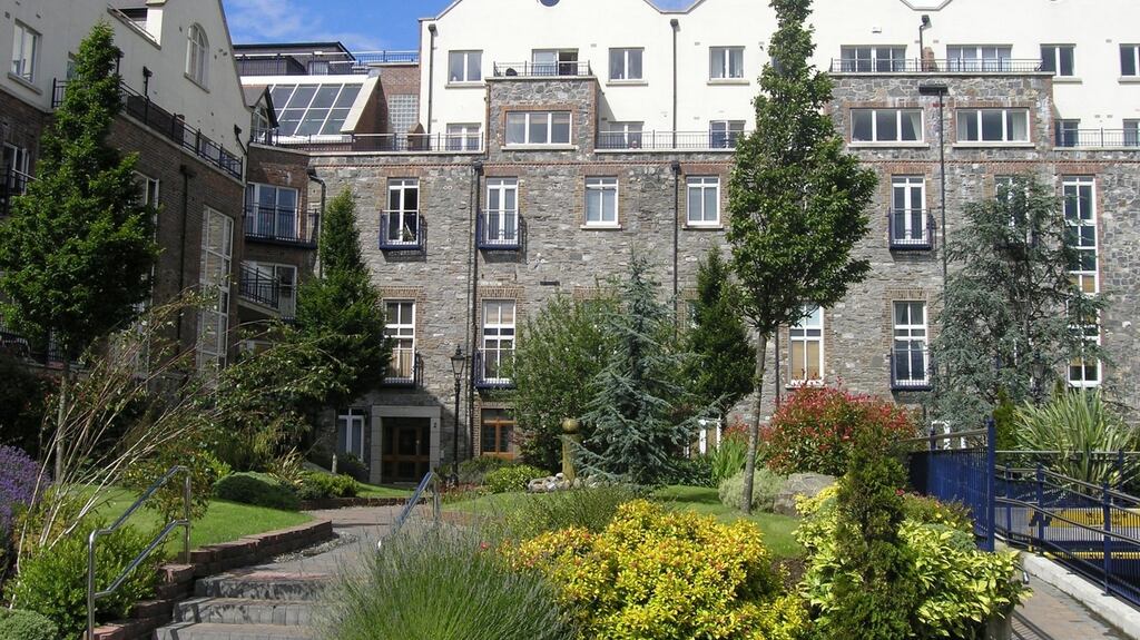 Our putative landlord buys a two-bed apartment for €250,000 in Grace Park Manor, Drumcondra