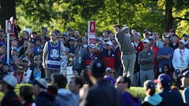 McIlroy leads from the front as Europe close gap