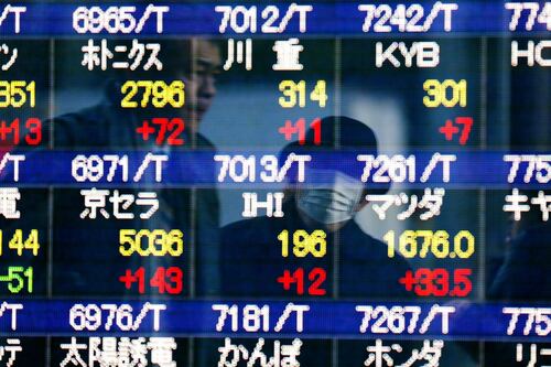 Bondholders pay Japanese government to lend it money