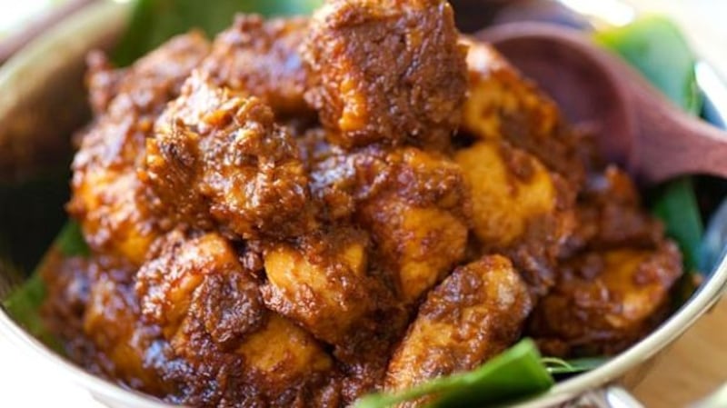 Bee Yinn Low’s chicken rendang
