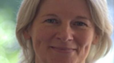 Dr Gesa Thiessen: “Only 70 years after the war, we witness the resurgence of populism, xenophobia and right-wing extremism, with narcissistic politicians undermining empathy, justice, decency and accountability.”