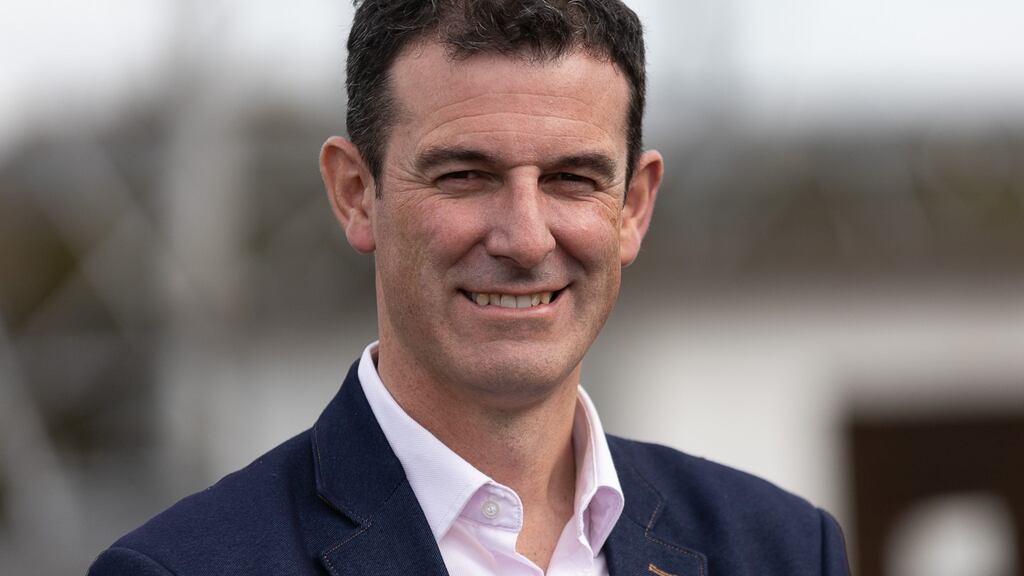 Gearóid Mac Donncha, Ceannaire RTÉ Raidió na Gaeltachta. Grianghraf: Seán Ó Mainnín