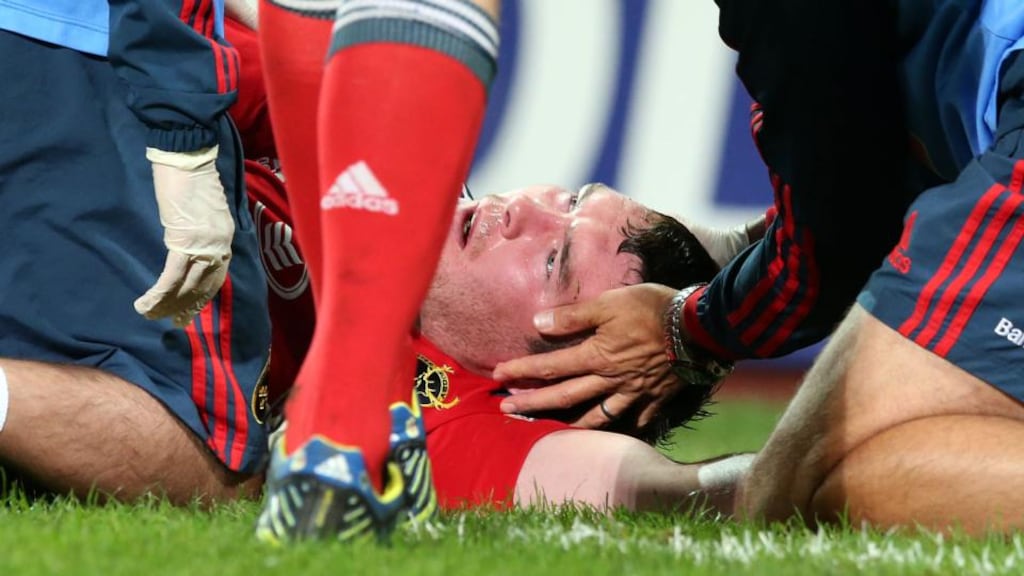 Munster’s Peter O’Mahony down injured after suffering suspected concussion.