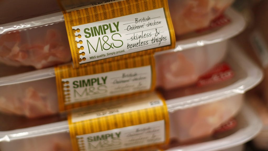 M&S intends to pay Ocado about £800 million to £900 million (€1 billion) for a 50 per cent stake in the joint venture