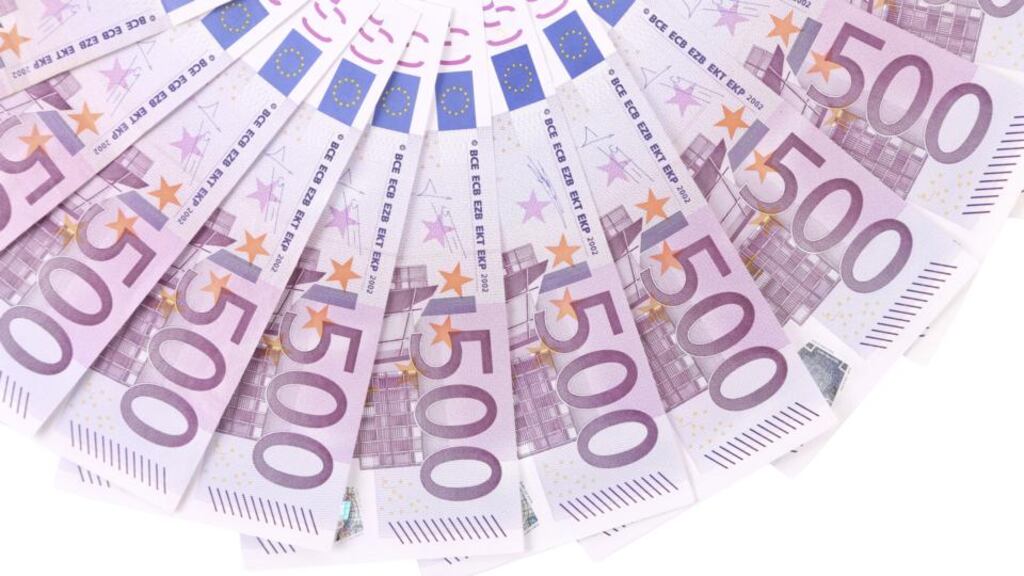 CarVal, an American investment fund, has emerged as the successful bidder for a €600 million non-performing debt portfolio owed by professionals to the former Anglo Irish Bank