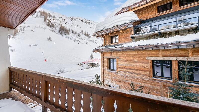This one-bed apartment in France has a south-facing balcony with views of the slopes.