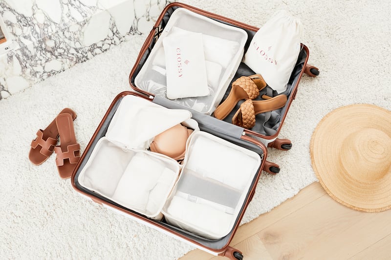 Clossy packing cubes