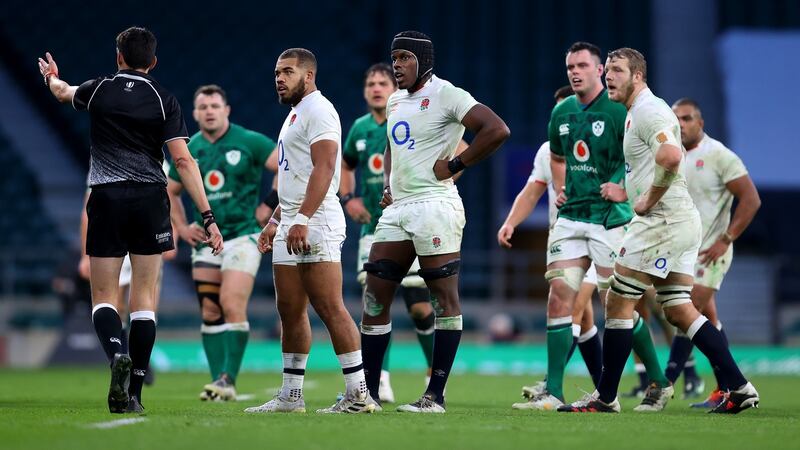 Maro Itoje speaks to referee Pascal Gauzereduring England’s impressive win over Ireland. Photograph: Julian Finney/Getty