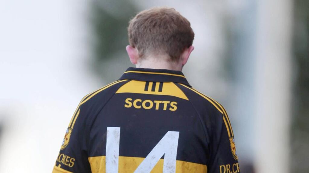 Colm Cooper leaves the field following his serious injury while playing for Dr Crokes against Castlebar Mitchels in the AIB All-Ireland senior club championship semi-final at O’Moore Park, Portlaoise. Photo: Donall Farmer/Inpho