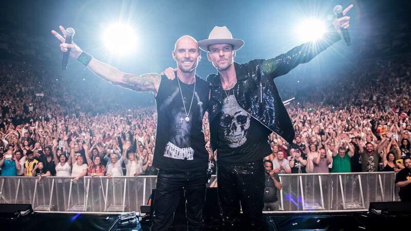 Luke Goss and Matt Goss in Bros: After the Screaming Stops
