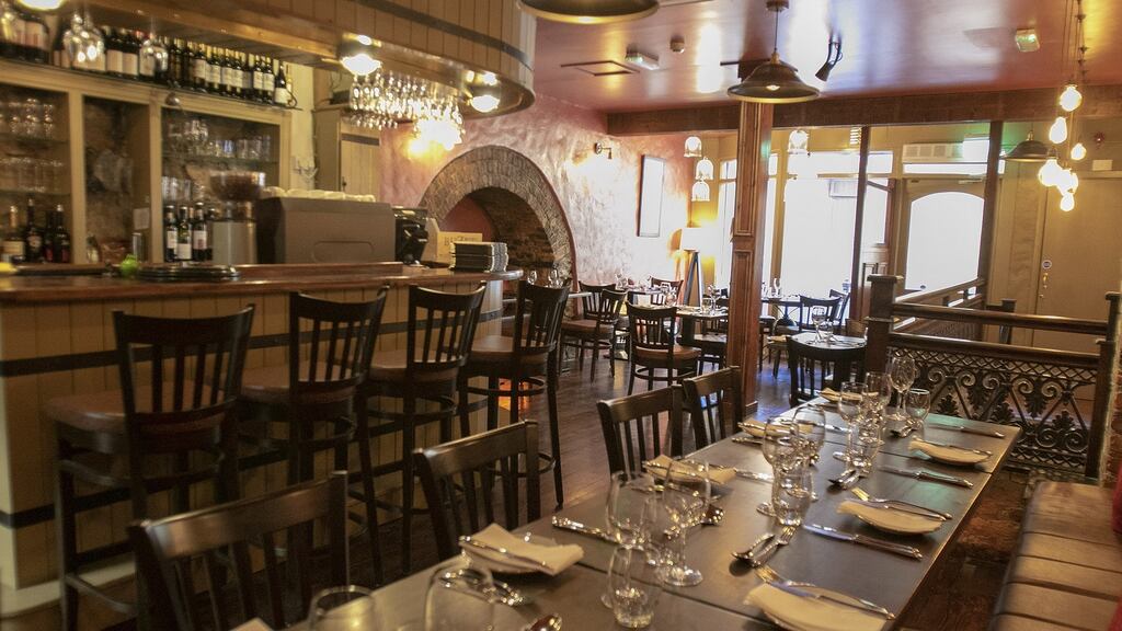 Everett’s in Waterford