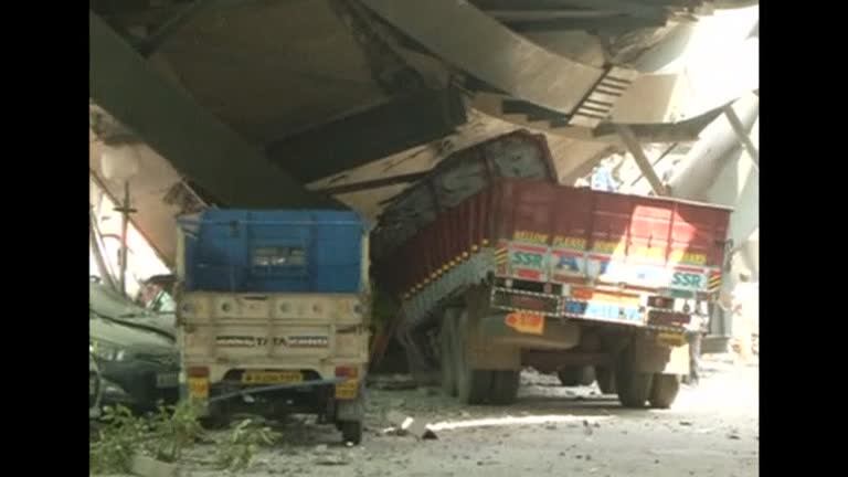 Firefighters and residents were trying with their bare hands to rescue those trapped under the wreckage of the metal and cement structure. Photograph: Reuters