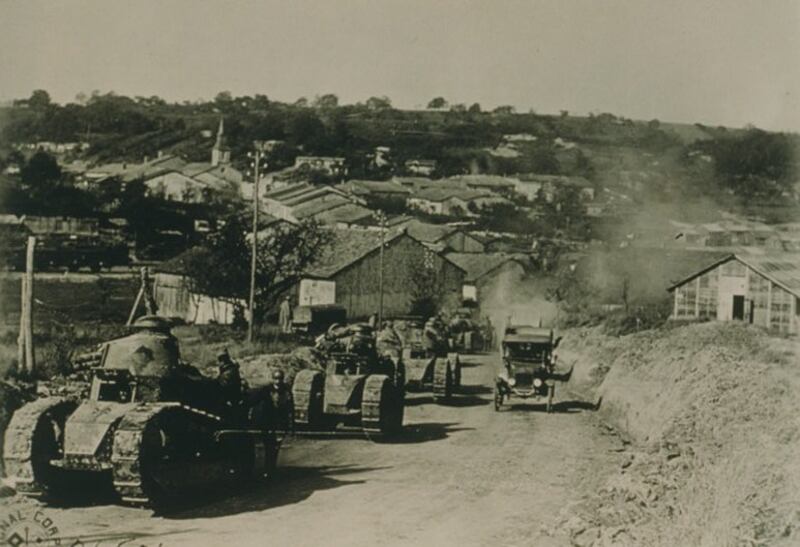 French Renault FT17 tanks