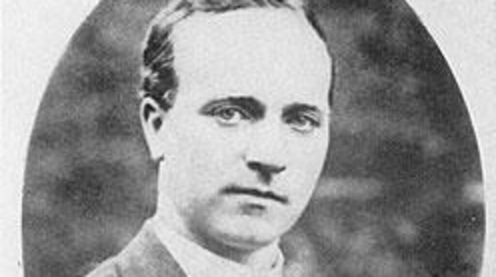 Tomás Mac Curtain, who was later murdered by members of the RIC in 1920, was the Brigade Commander of the Irish Volunteers in Cork city and county in 1916.