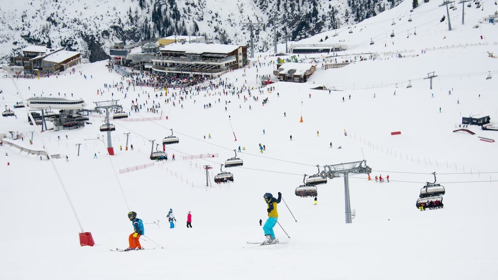 Ischgl is a lively ski village with an extensive ski area in the Paznaun valley aound 90 minutes’ drive from Innsbruck