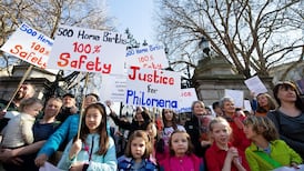 Supporters of terminally ill midwife call on Harris to instruct HSE to settle case