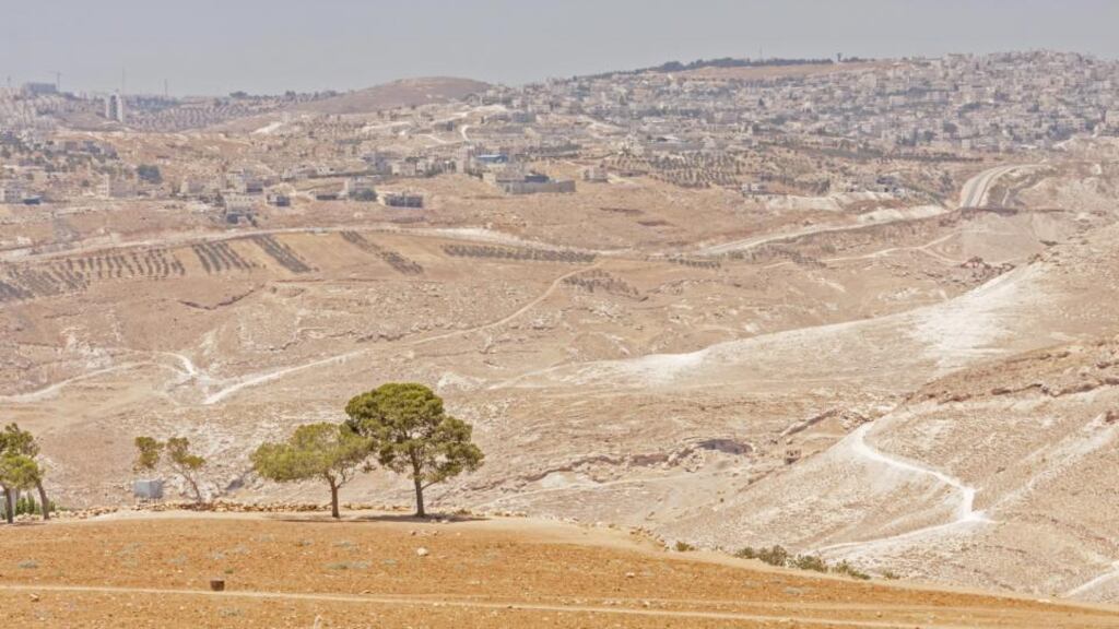 The dry tranquility of the dessert in Palestine