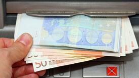 Asylum seekers legally entitled to open bank accounts, IHREC says