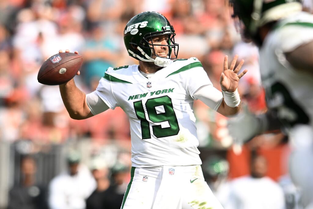 Joe Flacco #19 of the New York Jets passes the ball against the Cleveland Browns. Photograph: Nick Cammett/Getty