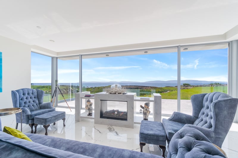 All rooms have large windows giving sea views