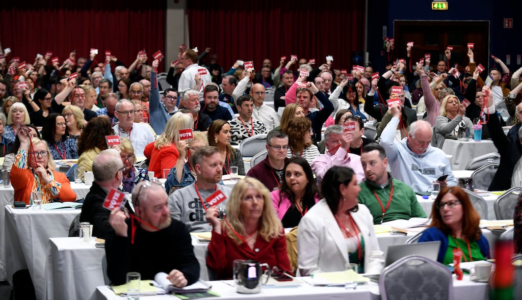 Teachers voting in favour of the emergency motion in Killarney on Tuesday. Photograph: Don MacMonagle