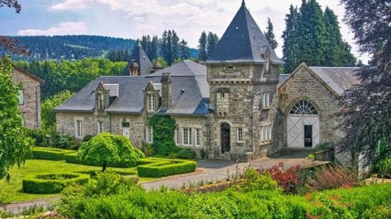 Six-bedroom house in the Limousin region