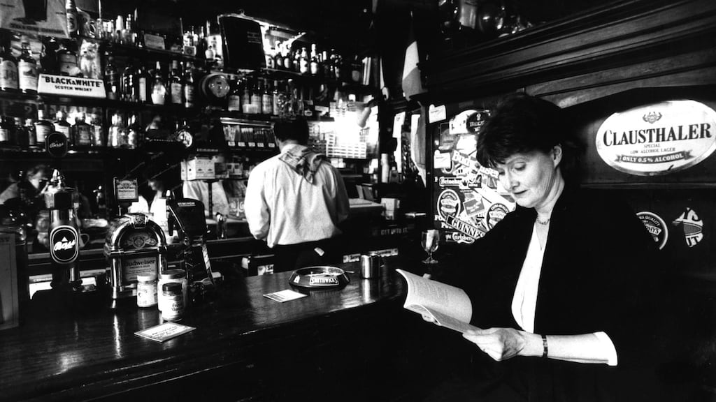 Eavan Boland in Doheny and Nesbitt’s bar, Dublin: her engagement with the city remained to the last, featuring in one of her final poems. Photograph: Eric Luke