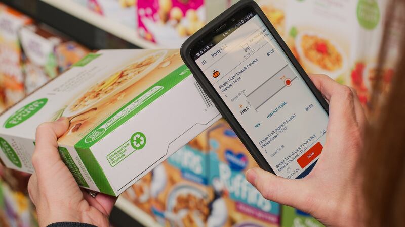 Microsoft has partnered with US supermarket chain Kroger to create the ultimate “connected store experience”.