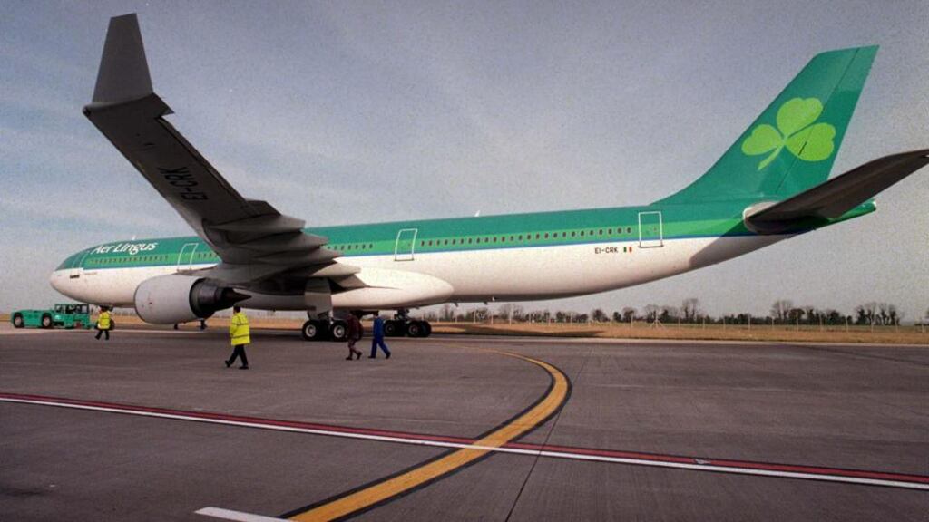 Aer Lingus and Ryanair had contrasting days. While Aer Lingus rose by 0.6 per cent to €1.409, Ryanair closed down 2.3 per cent at €6.60 on profit taking. Photograph: Alan Betson