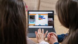 Microsoft starts online seminars for DreamSpace students