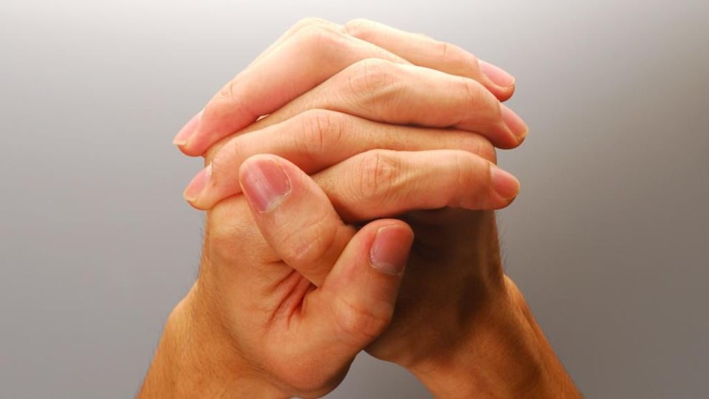 The bacterial counts from jet-air dryers were 4.5 times higher than around warm-air dryers, but 27 times higher compared with the air circulating in the bathroom when paper towels were used