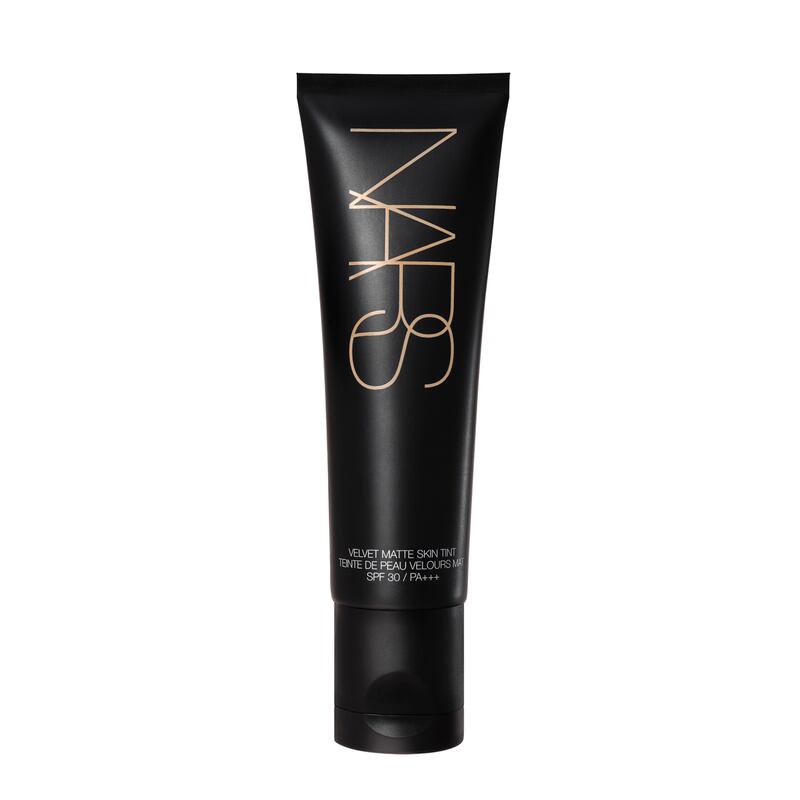 NARS Velvet Matte Skin Tint (€39)
