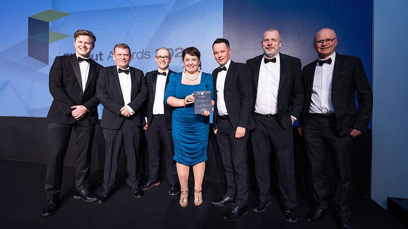 Paul Byrne, sales director at Tech Refrigeration and Air Conditioning, presents the fit out project of the year – retail award to the JCA Architects team