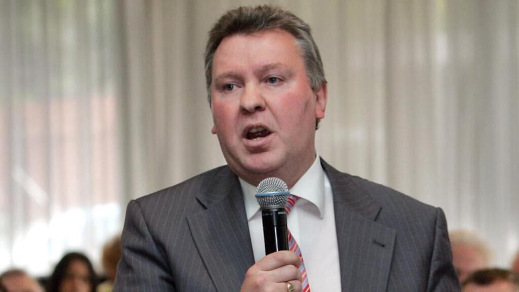 Larry Broderick: said there would be no co-operation to the outsourcing arrangements until a full agreement was in place