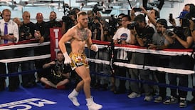 Big difference between boxing and MMA is ‘effort-to-pause ratio’