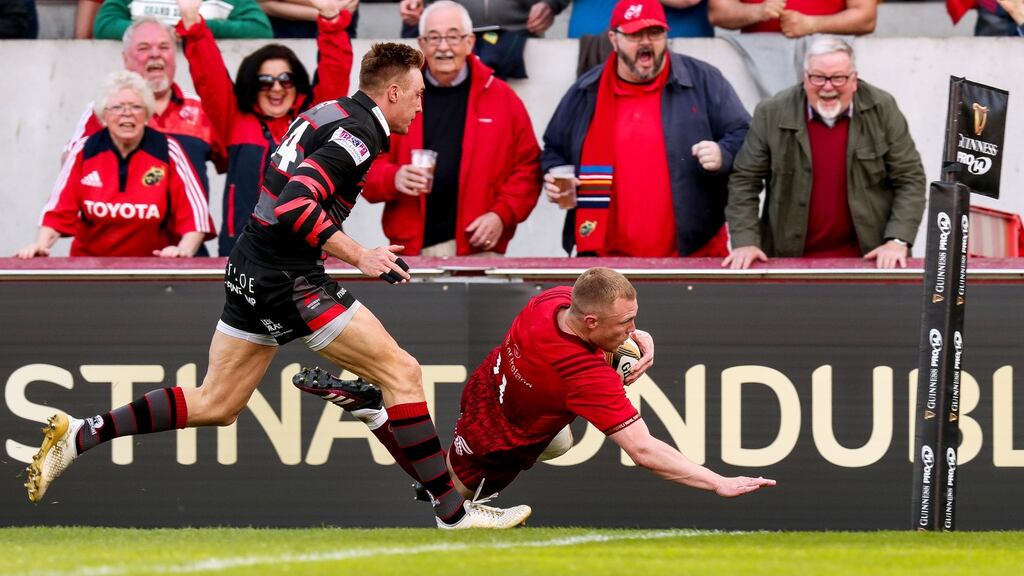 Keith Earls goes over for a try for Munster in their Pro14 semi-final qualifier win over Edinburgh. Photo: Billy Stickland/Inpho