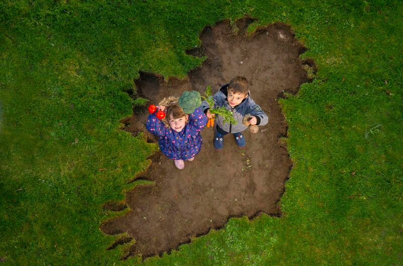 Get Ireland Growing. Pictured are twins Ultan and Erin Rohan (7) at the launch of the Energia Get Ireland Growing fund