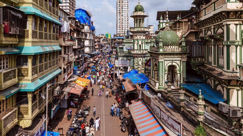 A busy road at the Minara Masjid, right, in Mumbai, Sept. 13, 2016. Photograph: Poras Chaudhary/The New York Times