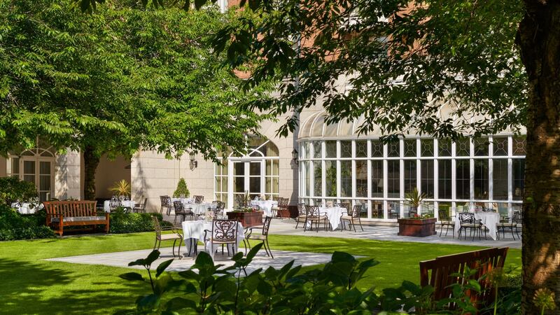 Courtyard dining at the InterContinental, Dublin.