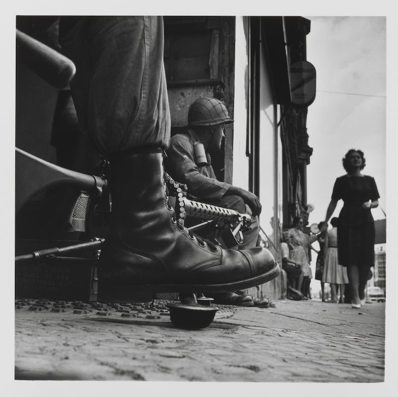 Don McCullin, Near Checkpoint Charlie, Berlin (1961). Credit: Don McCullin/Tate