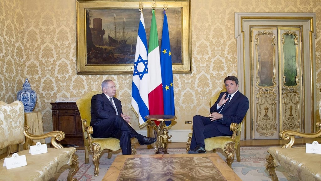 Israel’s prime minister Binyamin Netanyahu with his Italian counterpart Matteo Renzi at Chigi Palace in Rome, where Mr Netanyahu announced a restoration of Israel’s full diplomatic relations with Turkey. Photograph: EPA/Tibero Barichelli/Palazzo Chigi press office