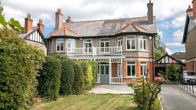 Finvara, 10 Willbrook Road, Dublin 14.