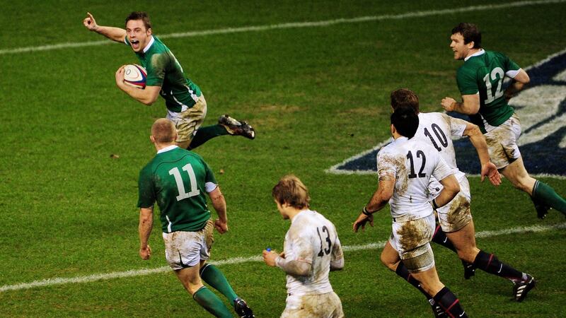 Tommy Bowe scores the winning try in 2010. Photo: Mike Hewitt/Getty Images