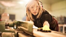 Construction sector hopes to lure back emigrants