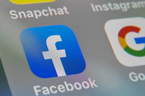 David Puttnam: Misinformation pandemic may eclipse Covid-19