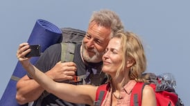 The Salt Path review: Jason Isaacs and Gillian Anderson go on a very English journey of self-discovery