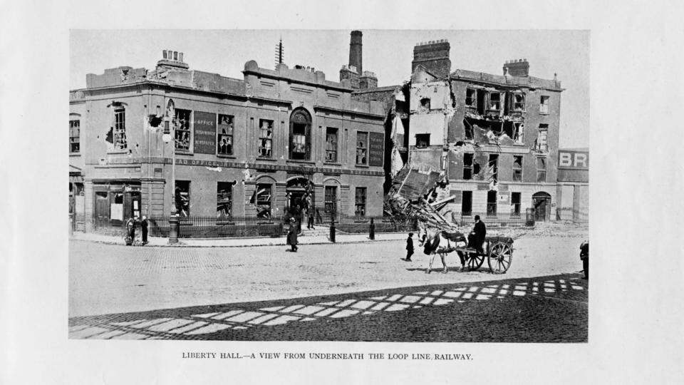 Photographs by T.W Murphy/ Willow Press