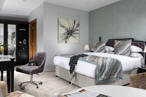 Win an overnight stay at Castleknock Hotel