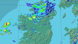 Storm Dylan hits Ireland with winds of almost 120km/h