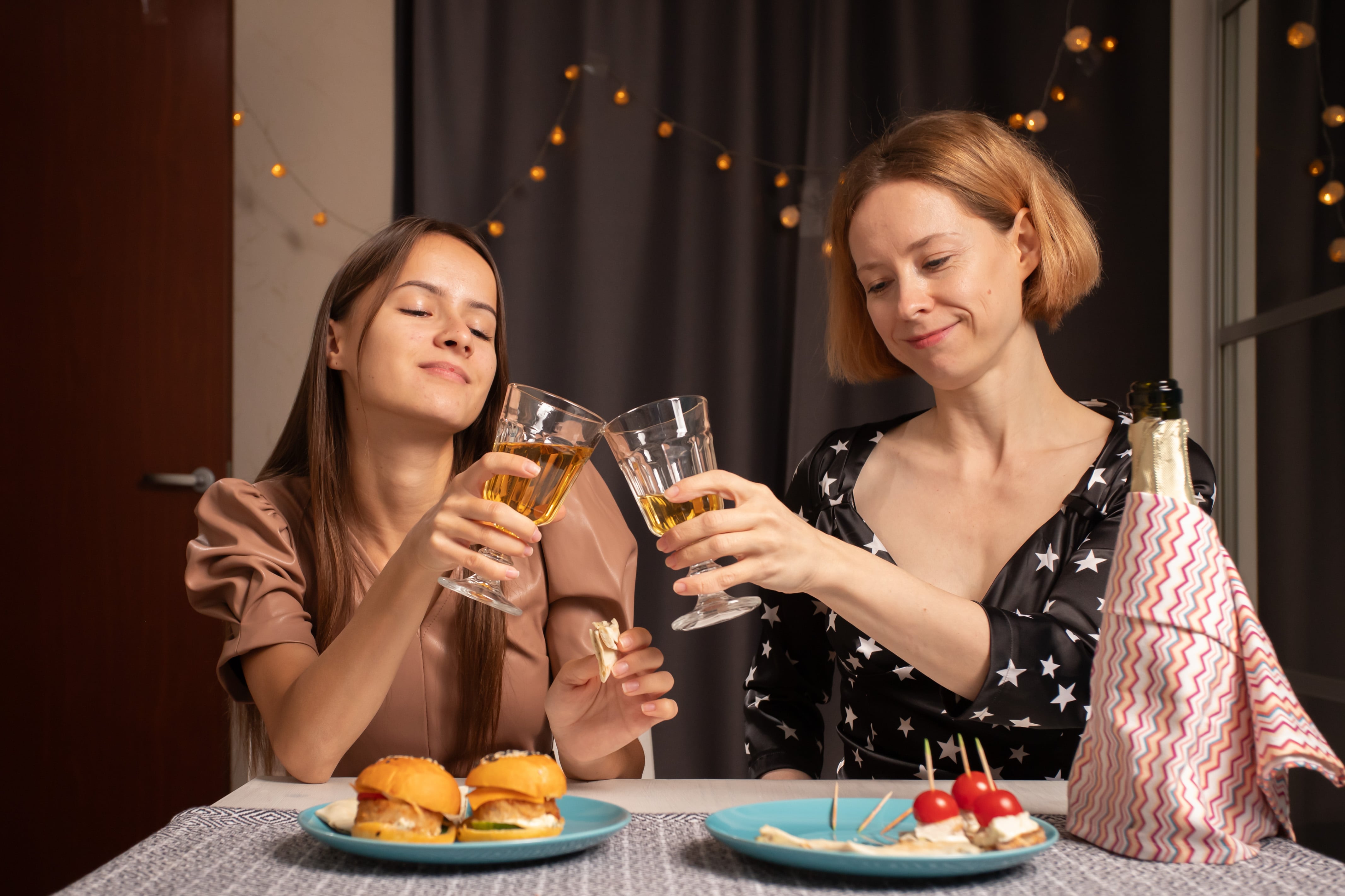 Jen Hogan: I’ve changed my old stance on teens and alcohol – it’s snus and vapes that are the problem